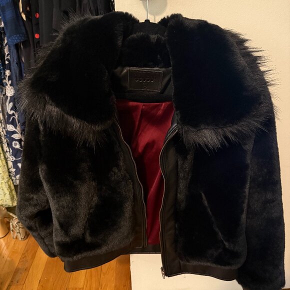 BlankNYC Black Noise Faux Fur Coat - Picture 5 of 15